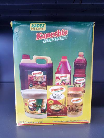 Kaneshie African Shop Geschenkbox - Sortierte Afrikanische Produkte